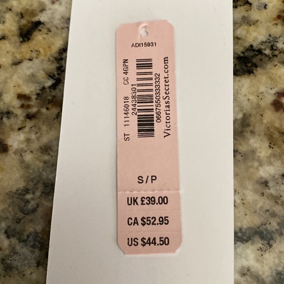 Victoria’s Secret Chemise - Picture 8 of 8